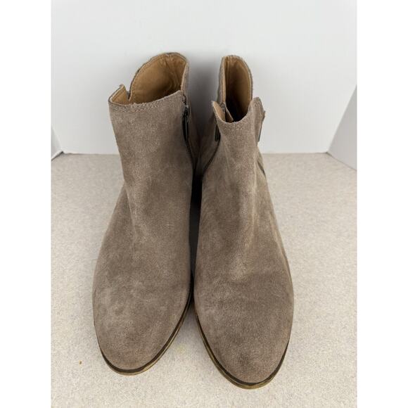 Lucky Brand Women’s Ankle Taupe Tan Suede Almond Toe Booties Size 8.5 - Picture 3 of 10